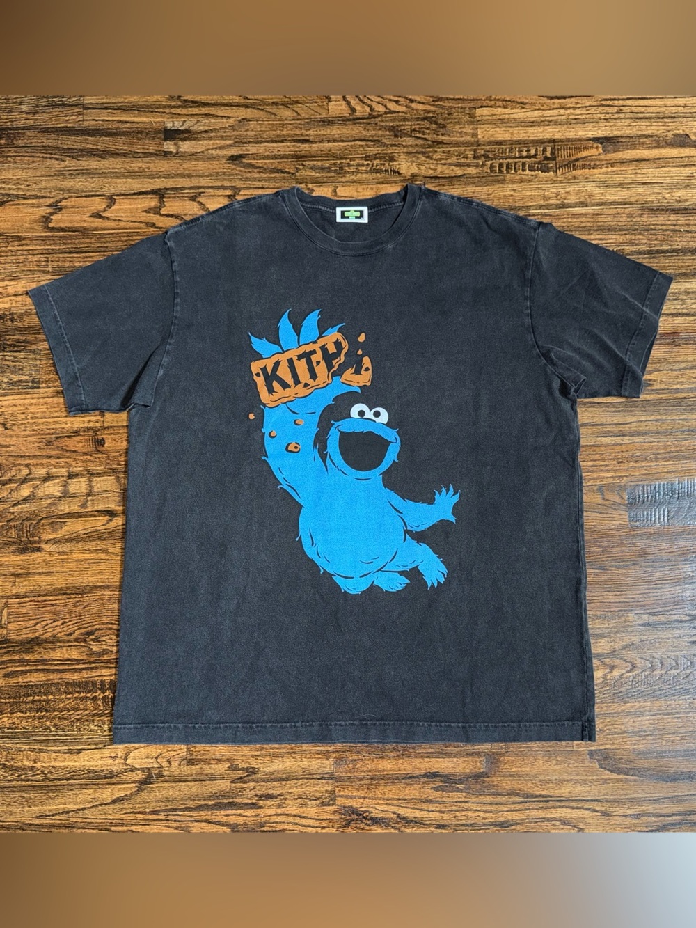 KITH X Sesame Street Cookie Monster Vintage T- Shirt Black Size XL 🔥SOLD OUT🔥